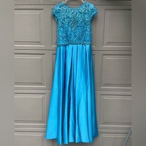 Hebeos prom dress. Color: aqua blue. Size:14